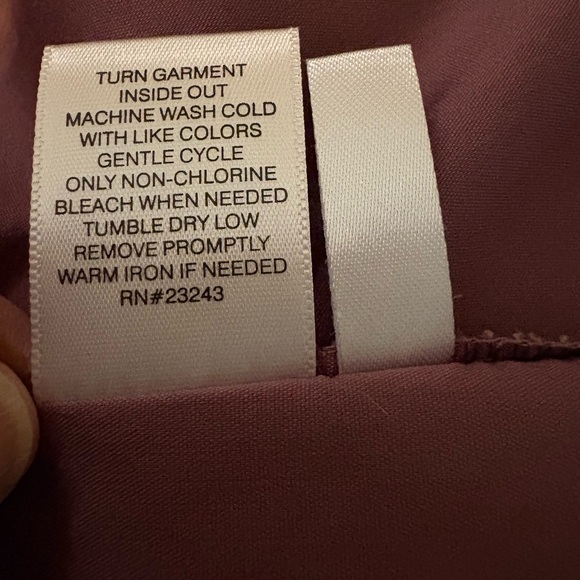 New York & Company 7th Avenue Plum Button-Front Top Size XL - Picture 4 of 10